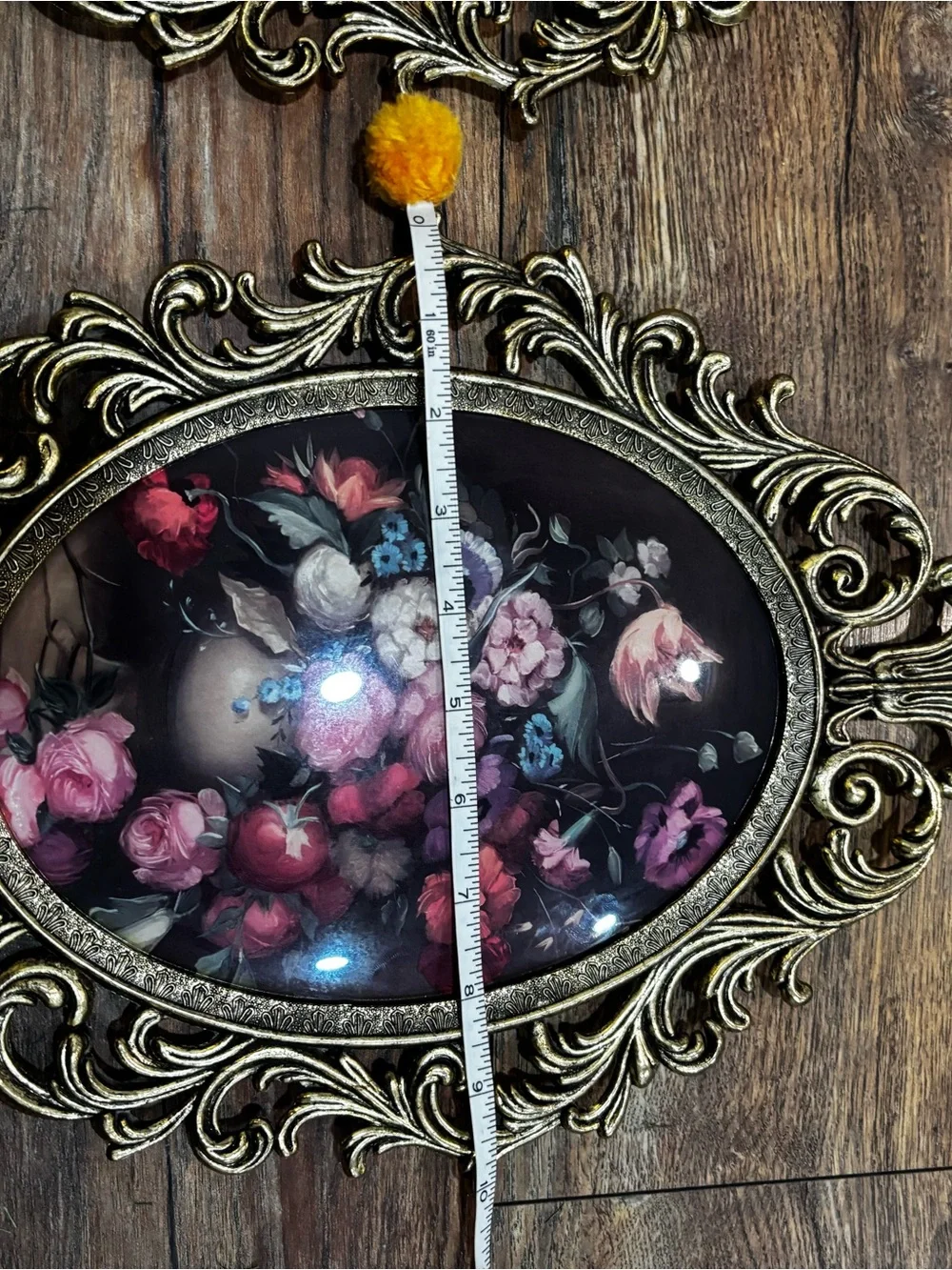 2- Ornate Gold Oval Floral Wall Plaque Pair - Vintage-Style Home Accents